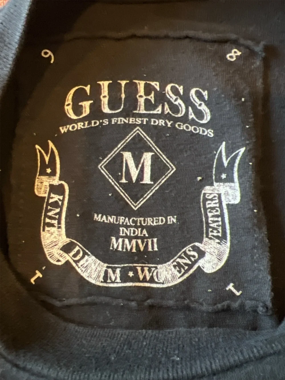 GUESS Authentic Denim 1981 Graphic Tee Men’s Medium Y2K Black White Logo Shirt - Picture 2 of 3